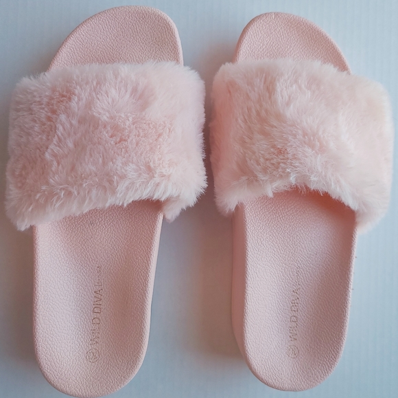 Pink fuzzy sides - Picture 4 of 4